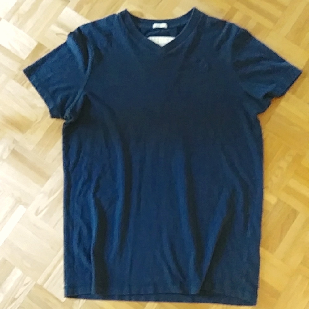 Y2K Abercrombie & Fitch muscle cut v-neck t- shirt sz L
